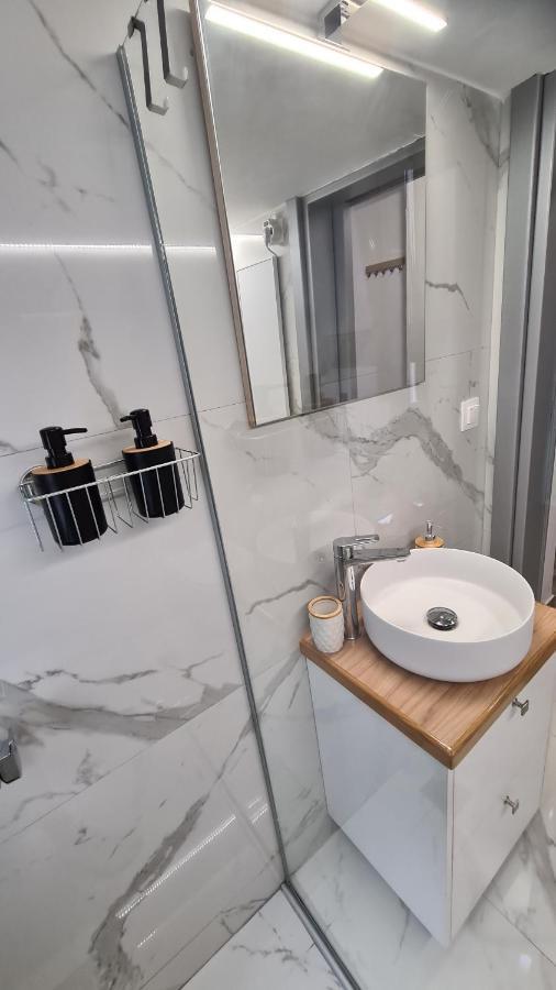Dunant Studio Athene Buitenkant foto